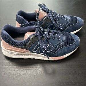 Women’s New Balance Sneakers